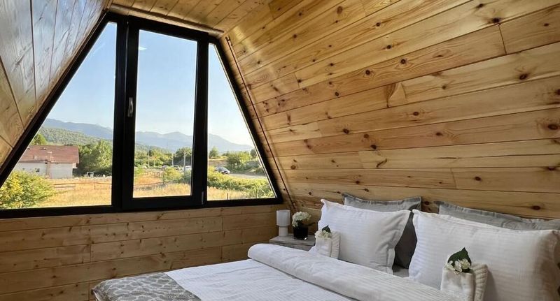 Roubenka (jako celek) pro 6 os. - Cabana Liniștea Muntilor Cârţişoara, foto 1
