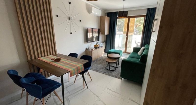Apartman s klimatizací se sprchou pro 5 os. se 2 ložnicemi - Lawenda Krynicka w kompleksie Nautikka Park Krynica Morska, foto 1