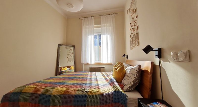 Apartman pro 4 os. se 2 ložnicemi s výhledem na město na poschodí - Wanderlust Suite Debrecen, foto 1