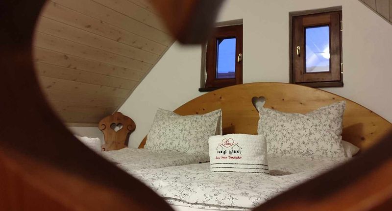 Deluxe Romantik Apartman pro 4 os. se 2 ložnicemi - Szent Iván Vendégház Tata, foto 1
