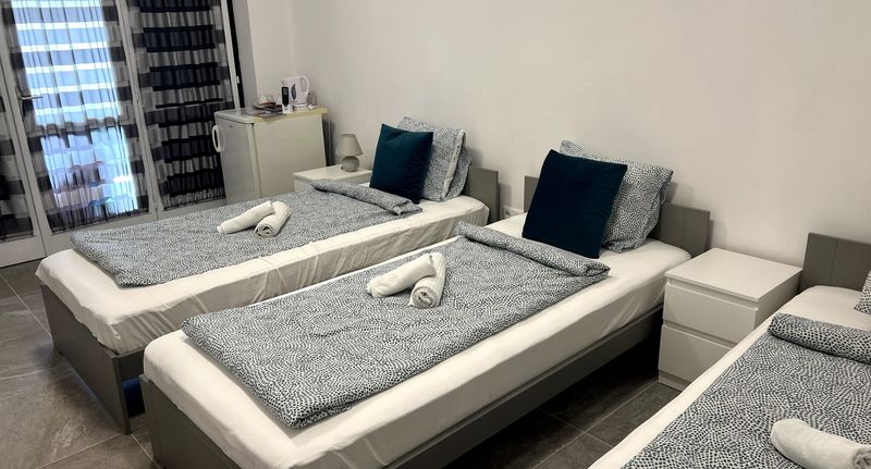 Apartman pro 3 os. s 1 ložnicí s výhledem do dvora přízemní - ANIIZA APARTMAN 2 Örvényes, foto 1