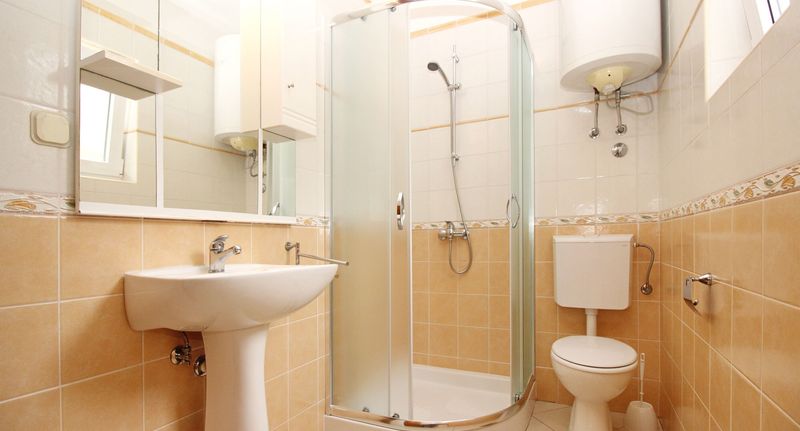 Apartman pro 5 os. se 3 ložnicemi - Apartments Villa Limun Baska, foto 1