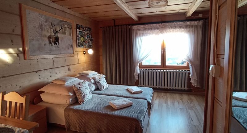 Pokoj s koupelnou pro 2 os. s výhledem na hory (s možností přistýlky) - Anna Wilczek - Pokoje z Góralską Duszą - Bukowina Tatrzańska, foto 1
