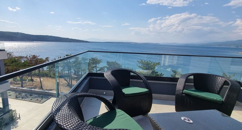 Apartman s klimatizací s terasou s manželskou postelí s 1 ložnicí A-21242-d - Family-friendly Apartments With Swimming Pool Šilo Krk - 21242, foto 1