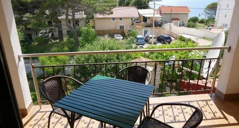 Apartman s klimatizací s balkónem pro 6 os. se 2 ložnicemi A-22362-b - Apartments By The Sea Banjol, Rab - 22362 Banjol, foto 1