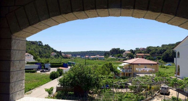 Apartman s klimatizací s balkónem pro 3 os. s 1 ložnicí A-22562-a - Apartments With Parking Space Palit, Rab - 22562 Palit, foto 1