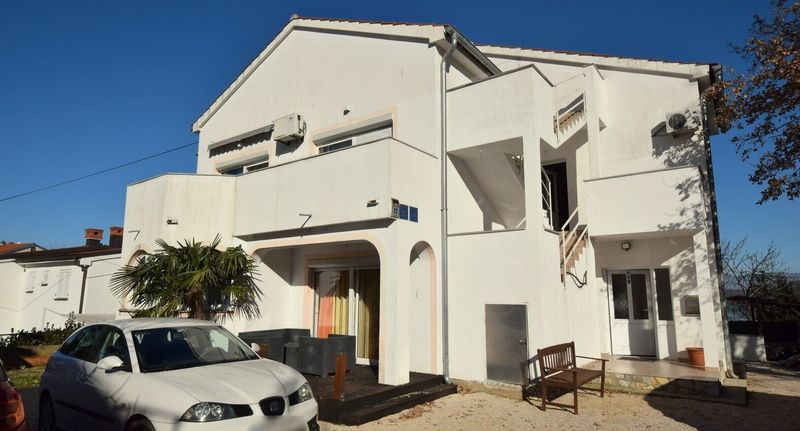 Apartman s klimatizací s balkónem pro 4 os. se 2 ložnicemi A-22765-a - Apartments With Parking Space Vantačići, Krk - 22765 Vantačići, foto 1