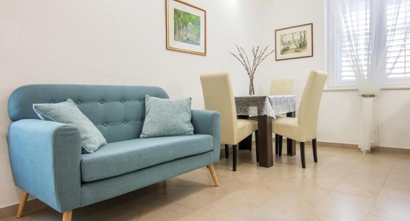 Apartman s klimatizací s balkónem s manželskou postelí s 1 ložnicí A-23010-b - Apartments With WiFi Makarska - 23010, foto 1
