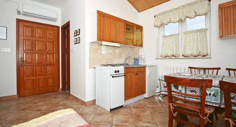 Apartman pro 4 os. se 2 ložnicemi - Apartment Casa Robi Pomer, foto 1