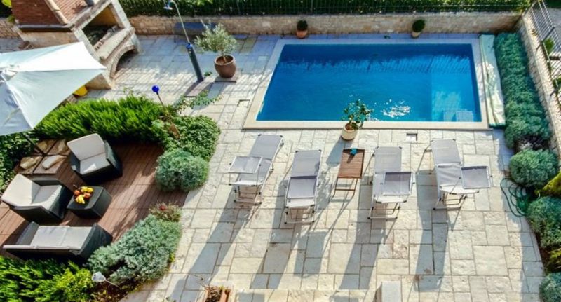 Rekreační dům (jako celek) pro 6 os. - Villa Bella Arte Kastelir, foto 1