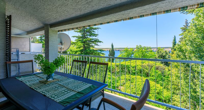Apartman pro 4 os. se 2 ložnicemi - Apartment Blazina Jadranovo, foto 1
