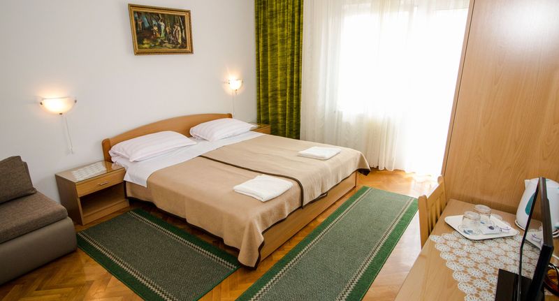 Pokoj pro 2 os. - Apartment and Rooms Albina Baska, foto 1