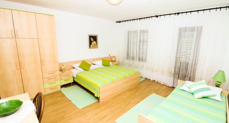 Apartman pro 5 os. se 2 ložnicemi - Apartment and Room Stanka Baska, foto 1