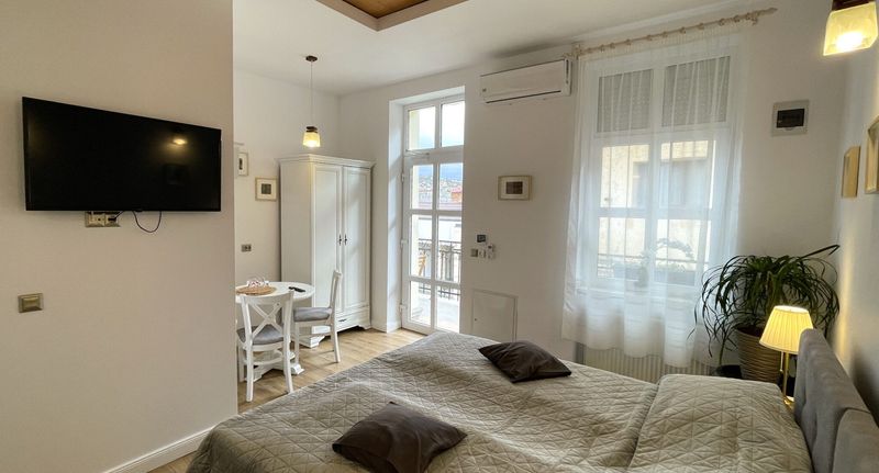 Komfort Design Pokoj pro 3 os. - Princo Apartments Hunedoara, foto 18