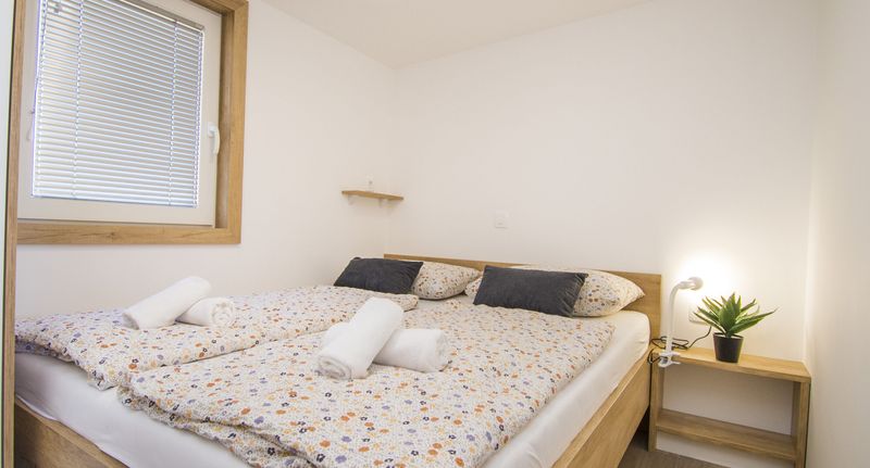 Rekreační dům (jako celek) pro 4 os. - Mobile home Banovi dvori II Tisno, foto 1