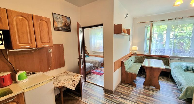 Apartman s koupelnou pro 3 os. se 2 ložnicemi přízemní - Kacperek w centrum Willowa 4a Szczyrk, foto 1