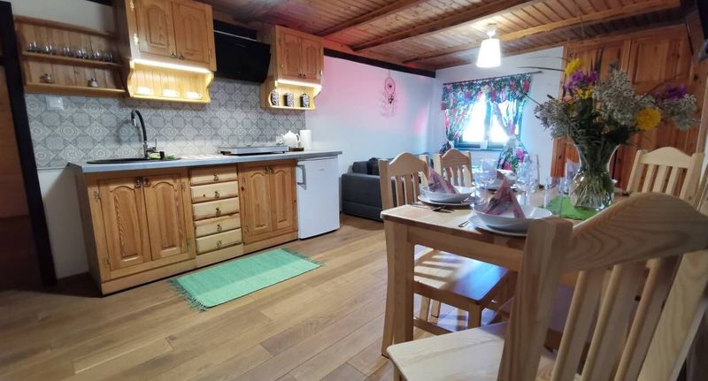 Apartman se sprchou se zahradou pro 6 os. se 2 ložnicemi - Zielone Wzgórze Bystrzyca Kłodzka, foto 1