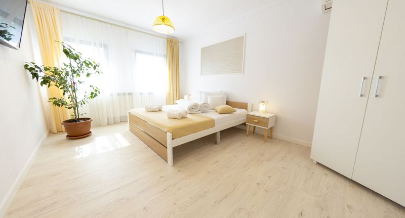 Suita pro 4 os. se 2 ložnicemi s výhledem do zahrady - Pensiunea Casa cu Nuc Alba Iulia, foto 1