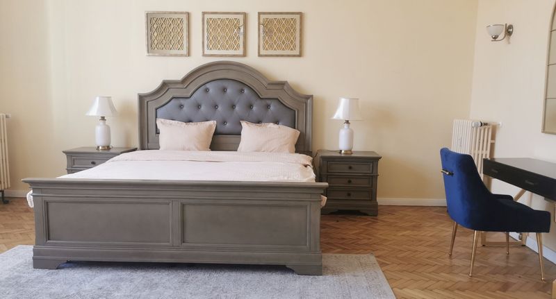 Apartman pro 5 os. se 3 ložnicemi - Apartament Royal Experience at Stern Palace Oradea, foto 1