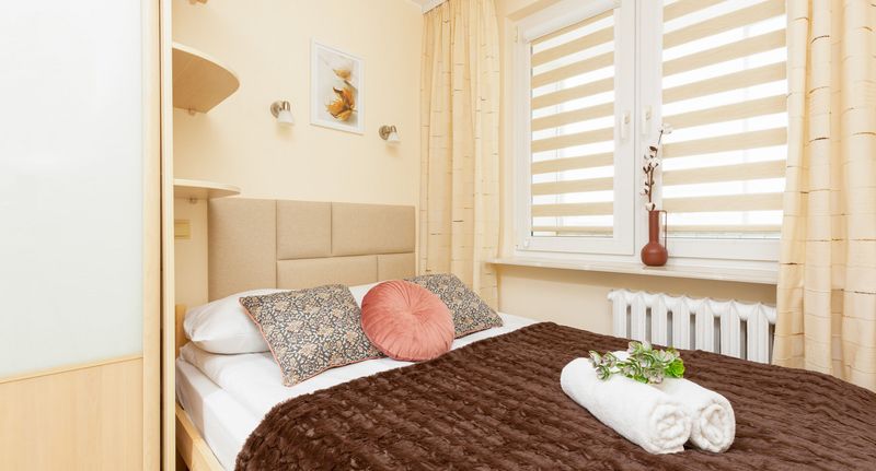 House (jako celek) se sprchou pro 6 os. s výhledem na řeku - Afrykańska 12/64, foto 1
