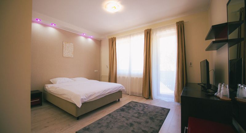 Family Pokoj s manželskou postelí na poschodí - Hotel Del Monte Predeal, foto 1