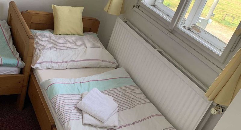 Chata (jako celek) se sprchou s vlastní kuchyňkou pro 2 os. (s možností přistýlky) - Chata Maxe Švabinského Česká Třebová, foto 1