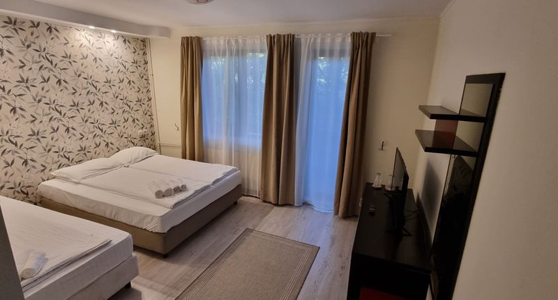 Standard Pokoj pro 3 os. na poschodí - Hotel Del Monte Predeal, foto 1