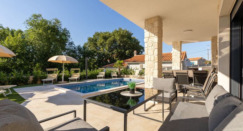 Deluxe Exclusive Vila (jako celek) pro 10 os. - Luxury 4 bedroom Villa Laura Bogovići, foto 1