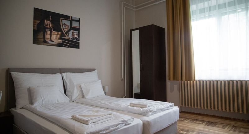 Rodinný Apartman pro 7 os. se 2 ložnicemi na přízemí - Nosztalgia Apartman és Kemping, foto 1