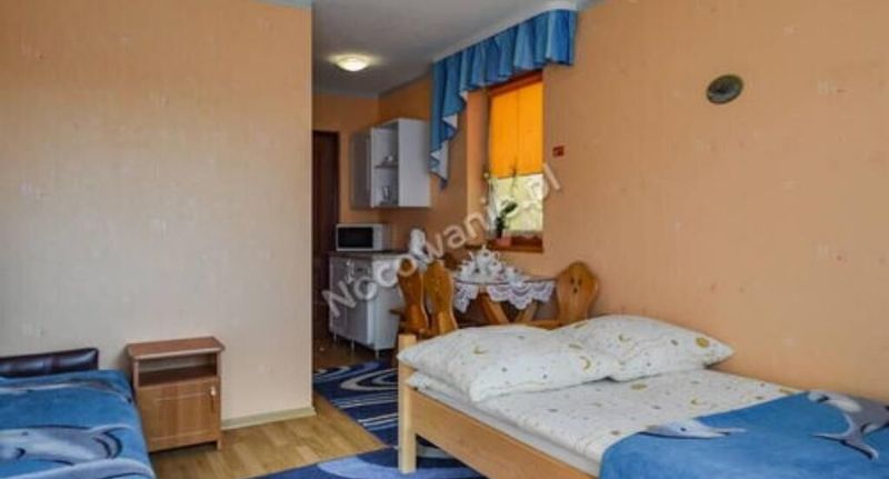 Pokoj se společnou koupelnou pro 3 os. s výhledem na hory - Willa Blisko Nieba Ząb, foto 1