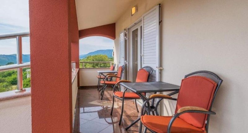 Apartman pro 3 os. se 2 ložnicemi s výhledem na moře na poschodí (s možností přistýlky) - Apartments Laganini Novi Vinodolski, foto 1