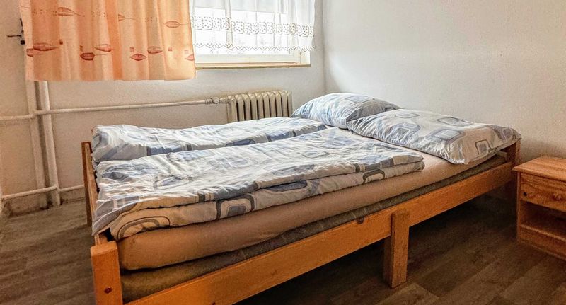 Pokoj se sprchou pro 2 os. - Horská chata Severka Dolní Lomná, foto 1