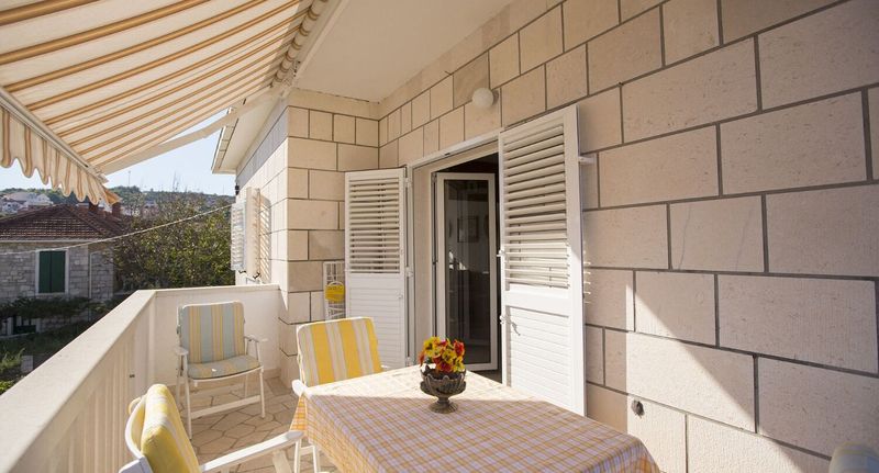 Apartman pro 6 os. se 3 ložnicemi - Apartments Žana Postira, foto 1