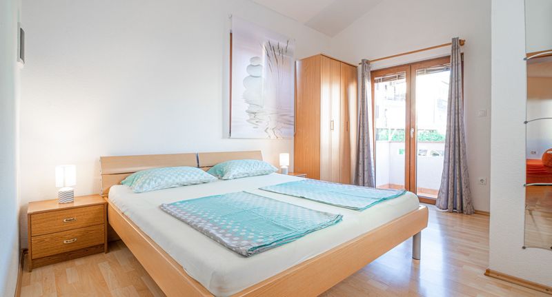 Apartman s klimatizací s balkónem pro 4 os. s 1 ložnicí A-23309-b - Apartments And Rooms With Parking Space Baška, Krk - 23309 Baška, foto 1
