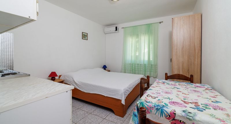 Apartman pro 2 os. s 1 ložnicí - Apartment Irmica Lukovo Sugarje, foto 1