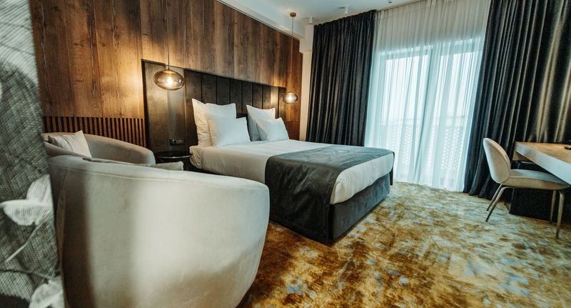 Exclusive Pokoj s balkónem s manželskou postelí - Hotel Iza Sighetu Marmației, foto 1