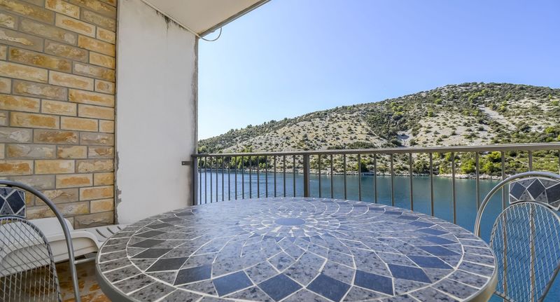 Apartman pro 3 os. se 2 ložnicemi - Apartments Ivan Vinisce II, foto 1