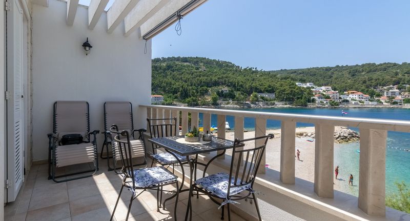 Apartman pro 4 os. se 2 ložnicemi - Apartments Sonja Stomorska, foto 1