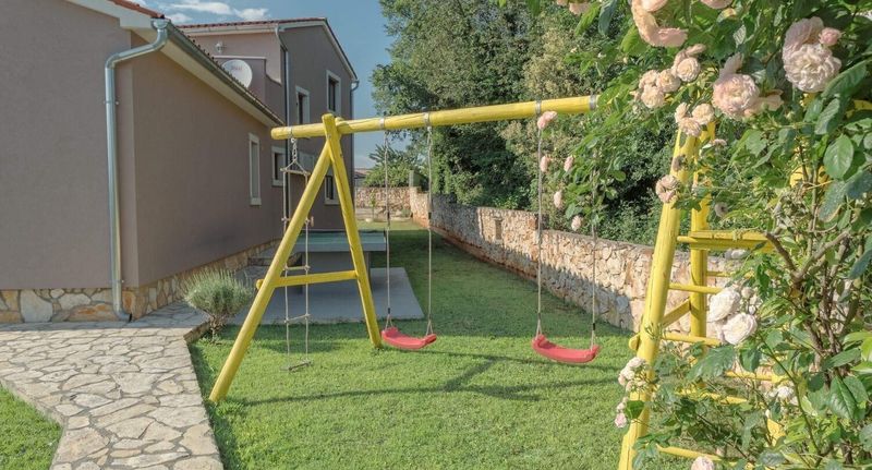 Rekreační dům (jako celek) pro 8 os. - House Klo Valtura, foto 1