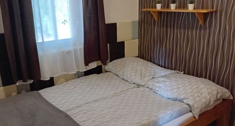 Chata (jako celek) pro 8 os. - Lilien Vendégház Szarvas, foto 1