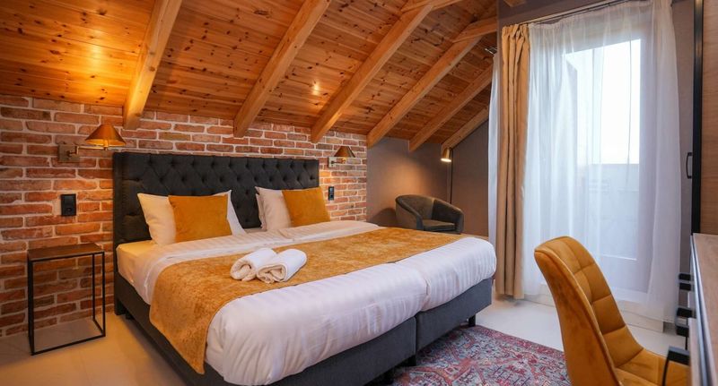 Standard Pokoj s manželskou postelí na poschodí - ChaChaCha House Egerszalók, foto 6