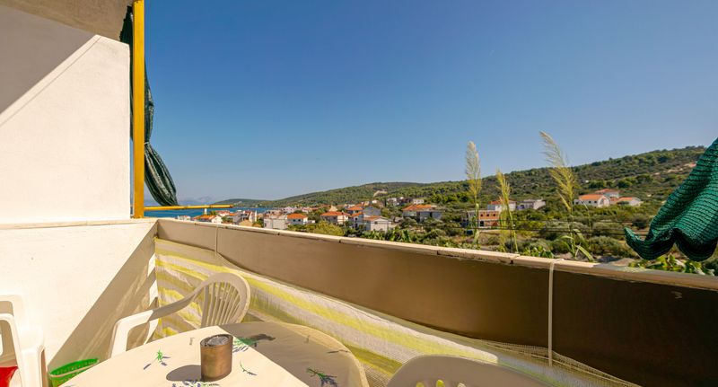 Apartman pro 3 os. s 1 ložnicí - Apartments Naki Slatine, foto 1