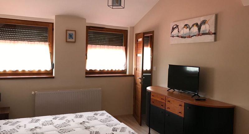 Pokoj s manželskou postelí na poschodí - Lipóti Termál - és Élményfürdő & Camping, foto 1