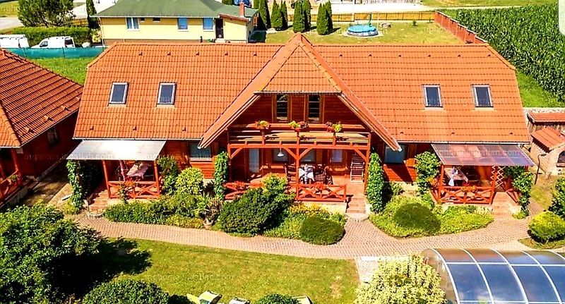 Apartman pro 4 os. se 2 ložnicemi s výhledem do zahrady na přízemí - Gerendaház Apartman Felsőpáhok, foto 1