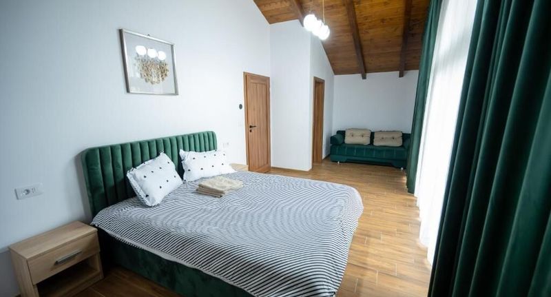Rekreační dům (jako celek) pro 10 os. s výhledem na hory celý Dům - Eden House Vişeu de Sus, foto 1