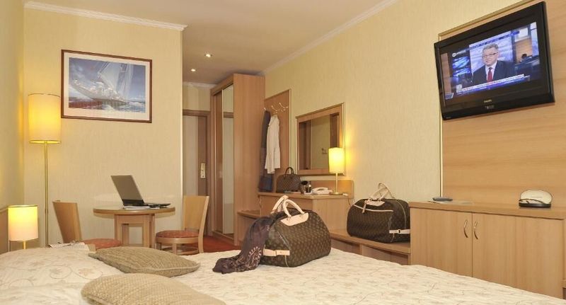 Standard Pokoj s koupelnou pro 2 os. - Hotel Kormoran Medispa Rowy, foto 1