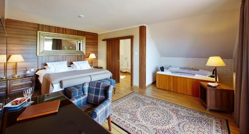 Apartman s terasou pro 3 os. se 2 ložnicemi - Hotel Kormoran Medispa Rowy, foto 1