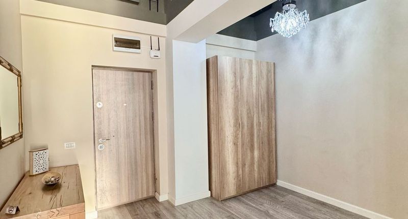 Deluxe Apartman pro 6 os. se 3 ložnicemi s výhledem na jezero - Apartamente Lamera Residence Mamaia, foto 1