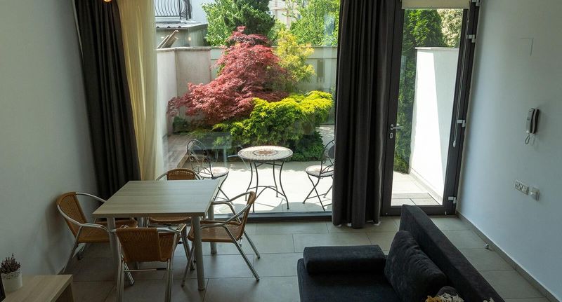 Apartman pro 4 os. - Apartamente De Inchiriat Aifen Eforie Nord - Litoral, foto 1