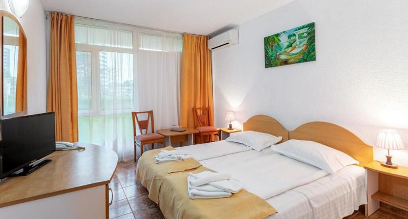 Pokoj pro 2 os. - Hotel Cerna Saturn - Litoral, foto 1